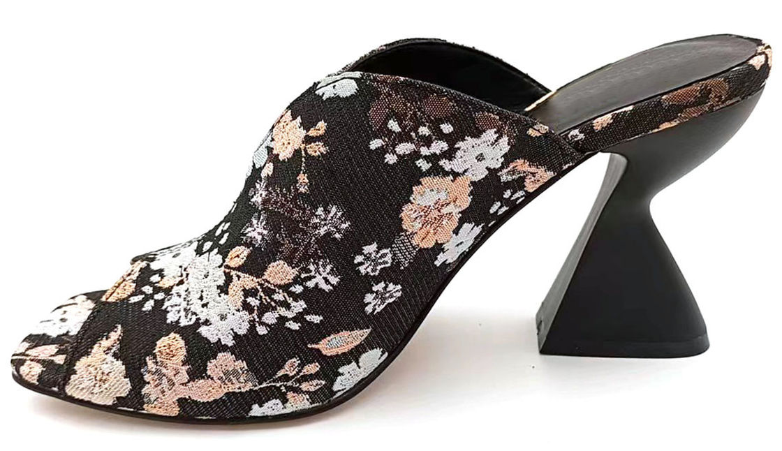 Brocade Jacquard Floral Tinggi Vampire Peep Toe Mule Dengan Kucing Patung Berdiri Heel