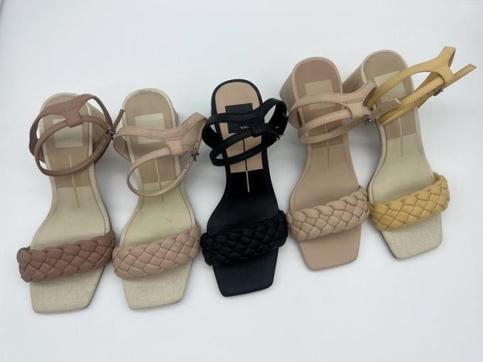 Party Cocktail Kulit Wanita Pump Heels Slip On Tipe Untuk Musim Semi Musim Panas